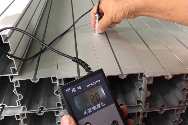 Eddy current thickness gauge